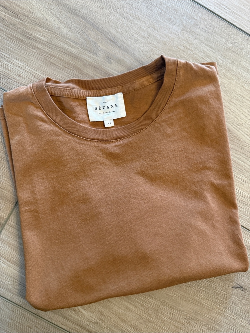 Sezane Short Sleeve Tee in Rust Brown
